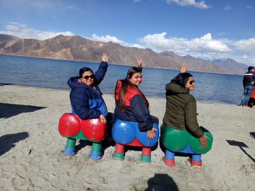 Mother Daughter Duo On Adventurous Trip To Ladakh With Thrillophilia!